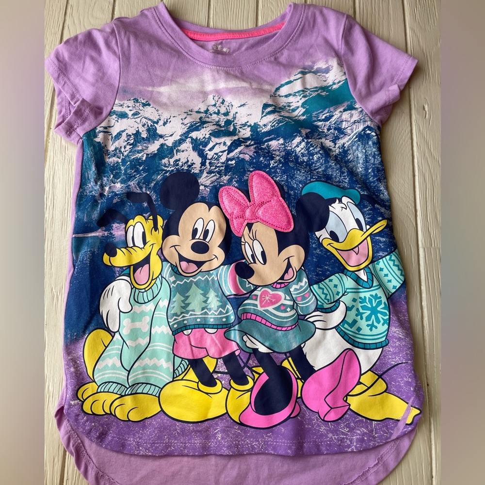 Christmas Minnie Mouse Girls Size 7 8 Holiday Graphic T-Shirt - Picture 2 of 7
